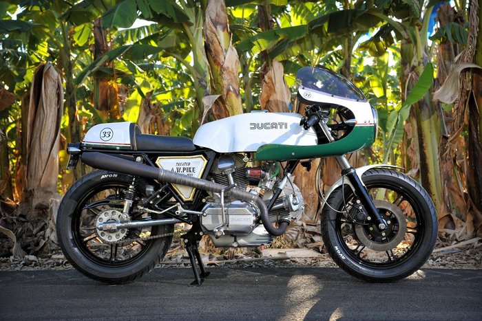 1982 Ducati 900SS 900 White