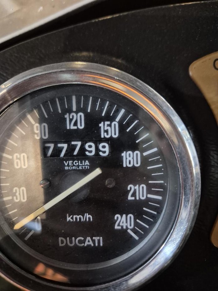 1982 Ducati 900SS 900 White