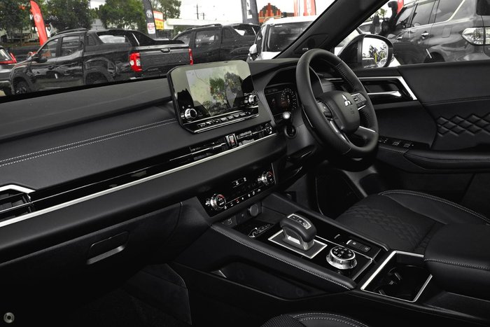 2025 Mitsubishi Outlander PHEV GSR