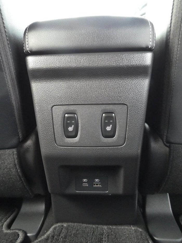 2024 Mitsubishi Eclipse Cross PHEV Exceed