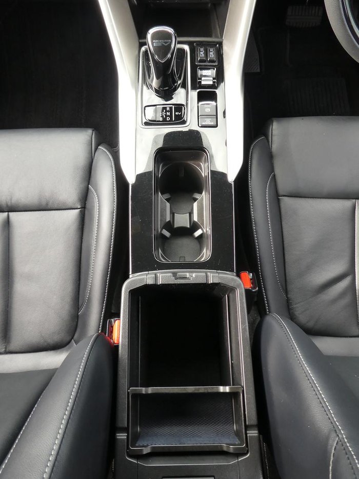 2024 Mitsubishi Eclipse Cross PHEV Exceed