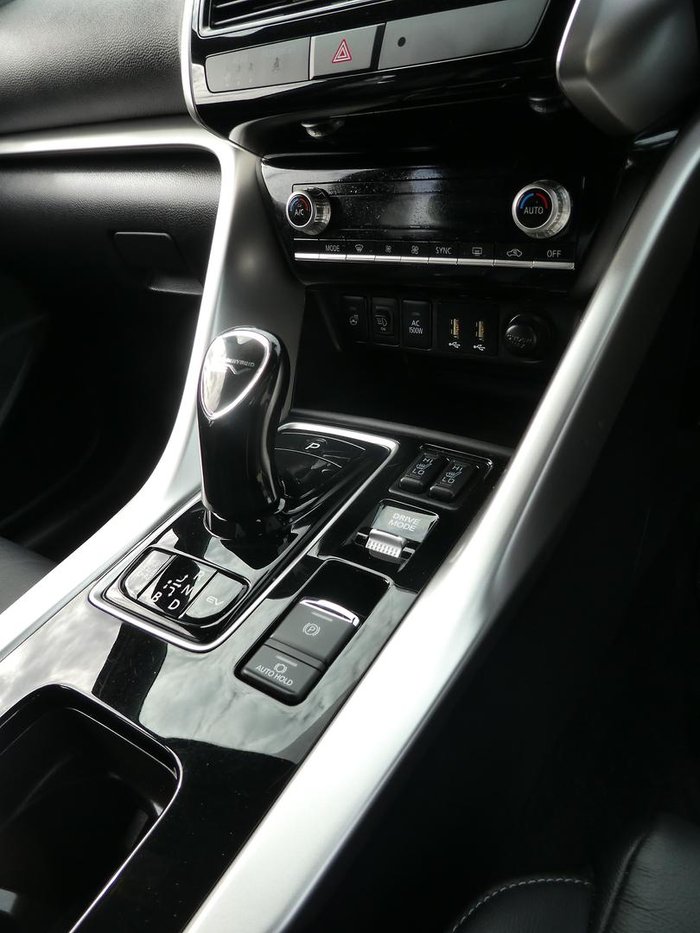 2024 Mitsubishi Eclipse Cross PHEV Exceed
