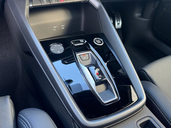 2024 Audi A3 35 TFSI S line GY MY25