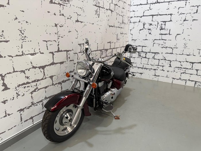 2000 Suzuki Intruder 1500LC (VL1500) Intruder Red