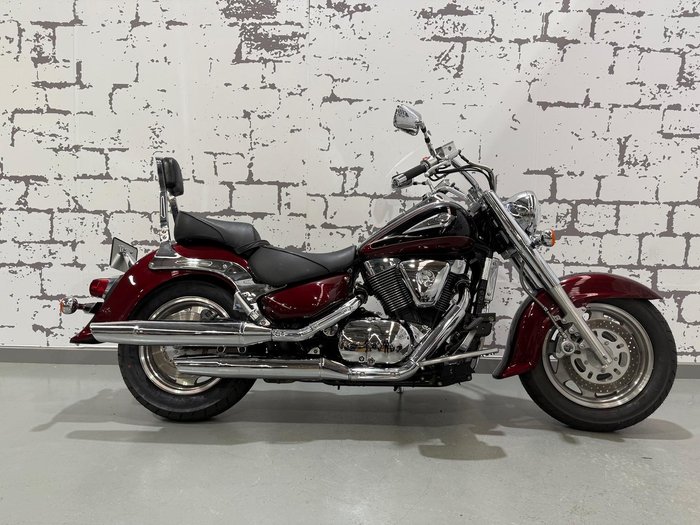 2000 Suzuki Intruder 1500LC (VL1500) Intruder Red