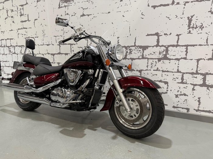 2000 Suzuki Intruder 1500LC (VL1500) Intruder Red