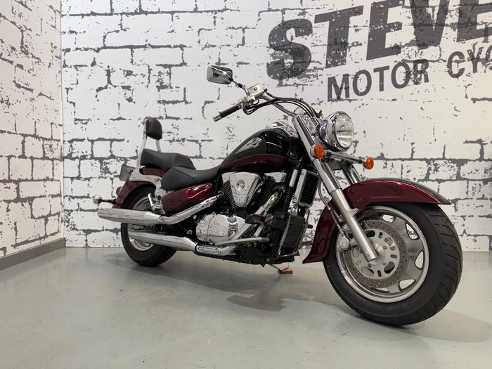2000 Suzuki Intruder 1500LC (VL1500) Intruder Red