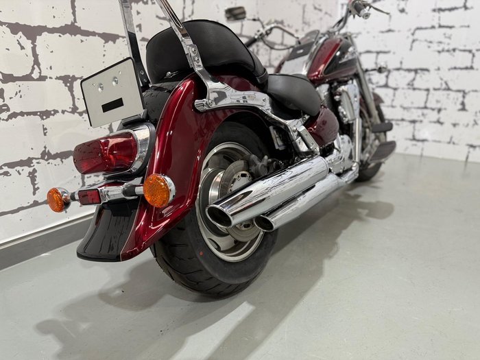 2000 Suzuki Intruder 1500LC (VL1500) Intruder Red