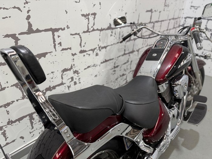 2000 Suzuki Intruder 1500LC (VL1500) Intruder Red