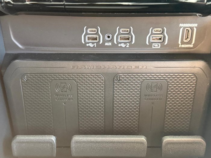 2025 RAM 1500 Laramie Sport Hurricane SO RamBox