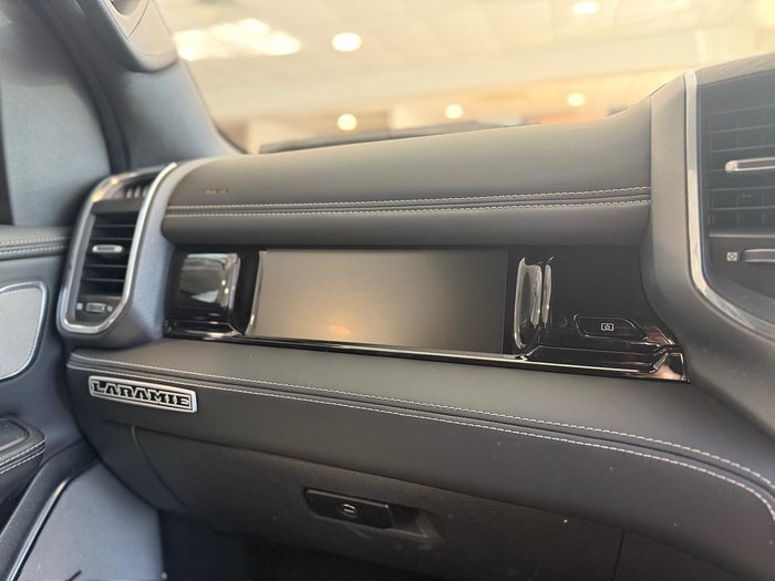 2025 RAM 1500 Laramie Sport Hurricane SO RamBox