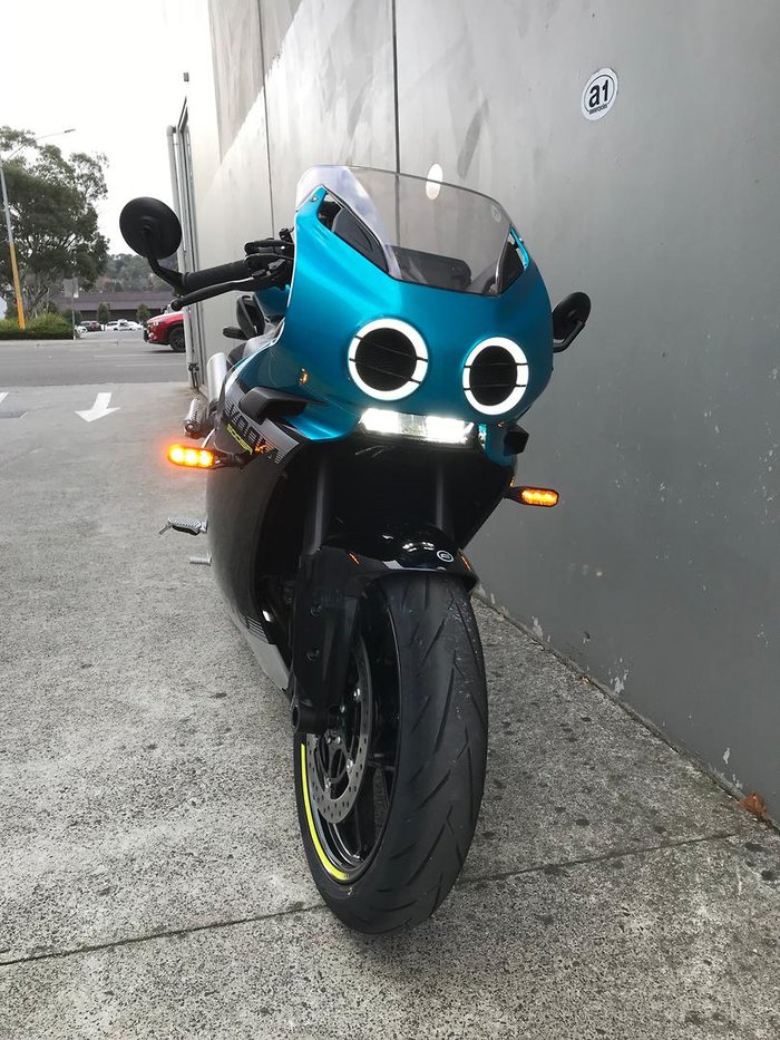 2025 CFMOTO 500 SR Voom