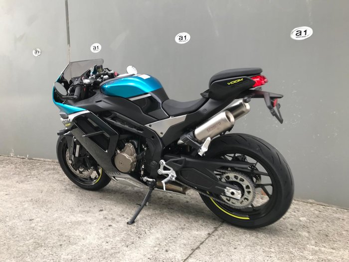 2025 CFMOTO 500 SR Voom