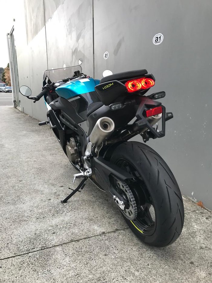 2025 CFMOTO 500 SR Voom