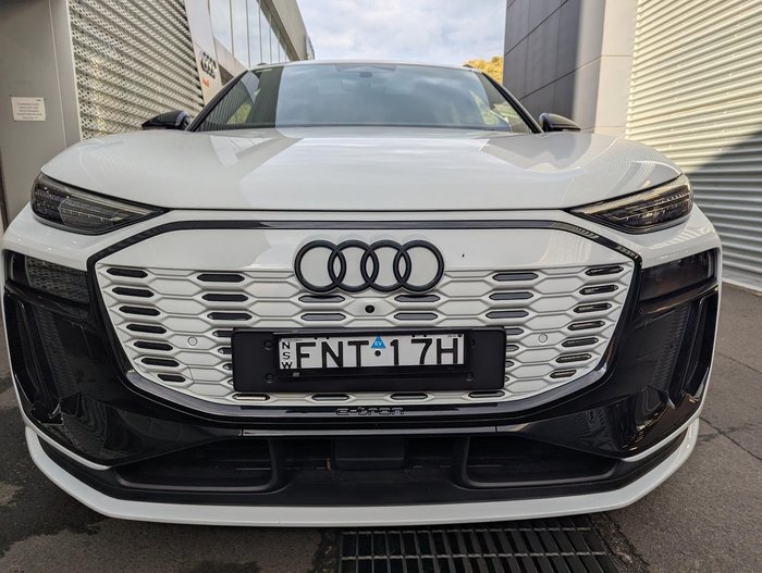 2024 Audi Q6 e-tron GF MY25 Four Wheel Drive Glacier White
