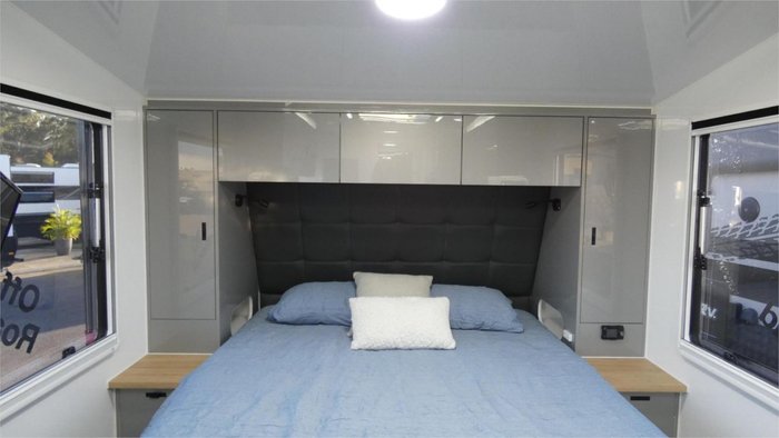 2025 Goldstream 1760 Series WHITE
