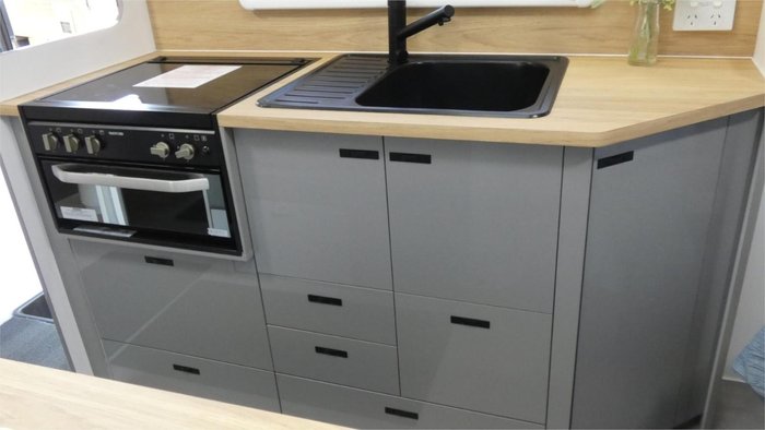 2025 Goldstream 1760 Series