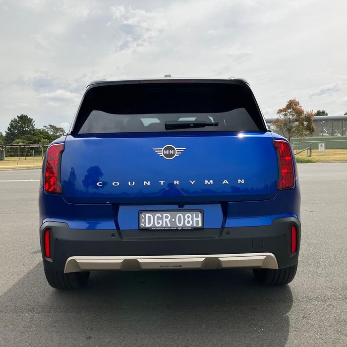 2025 MINI Countryman C Favoured