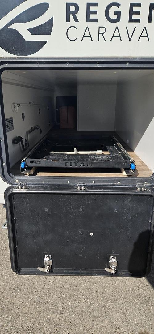 2022 Regent Discoverer