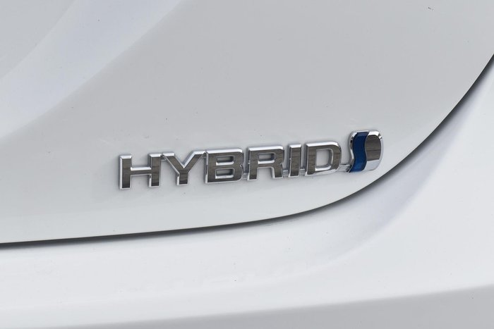 2024 Toyota Camry Ascent AXVH70R Glacier White