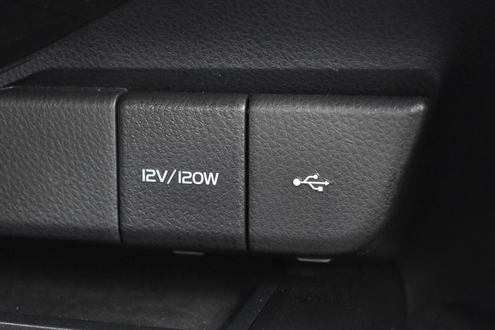 2024 Toyota Camry Ascent AXVH70R Glacier White