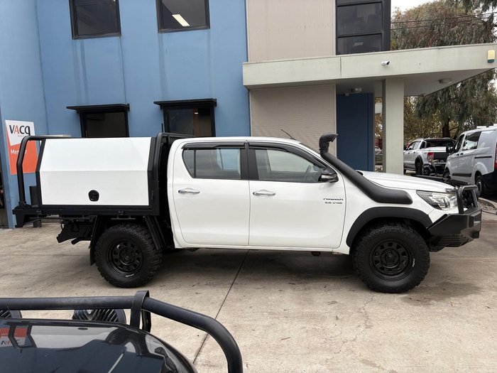 2016 Toyota Hilux SR