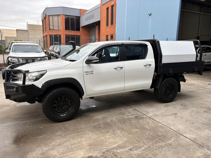 2016 Toyota Hilux SR