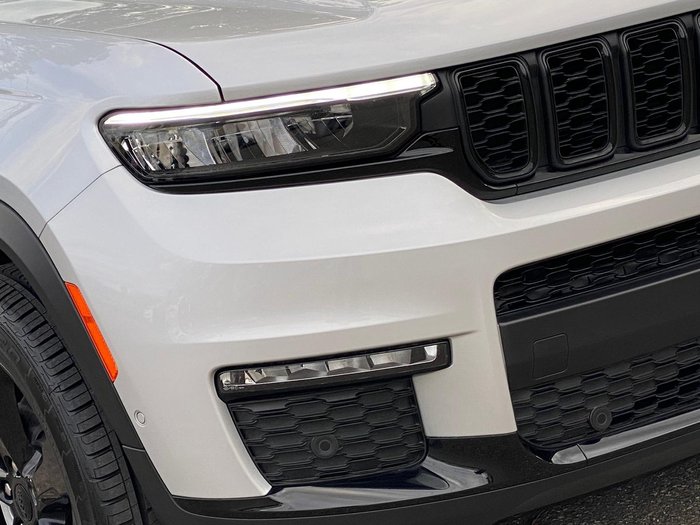 2023 Jeep Grand Cherokee Night Eagle