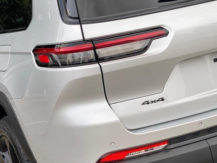 2023 Jeep Grand Cherokee Night Eagle