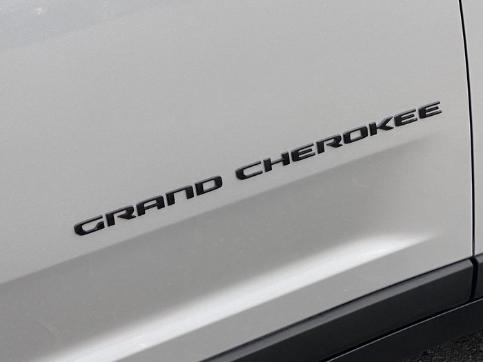 2023 Jeep Grand Cherokee Night Eagle