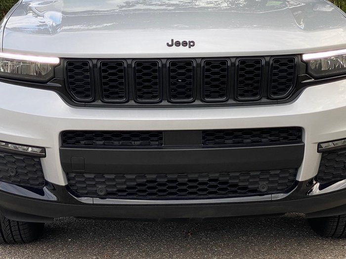 2023 Jeep Grand Cherokee Night Eagle