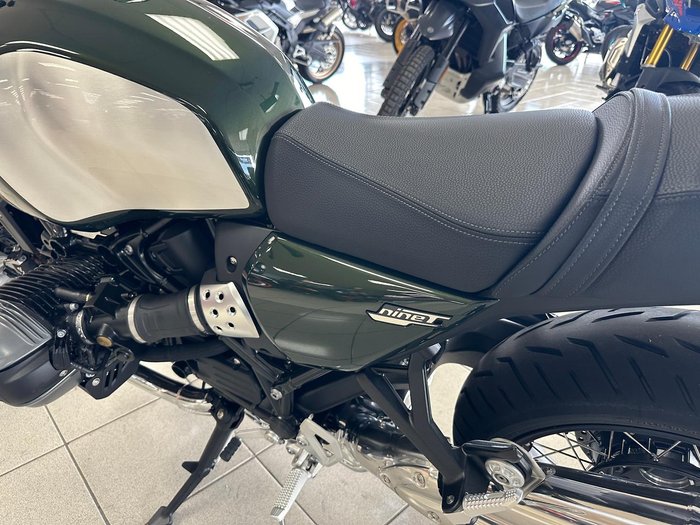 2025 BMW R 12 nineT HL R 12 Green