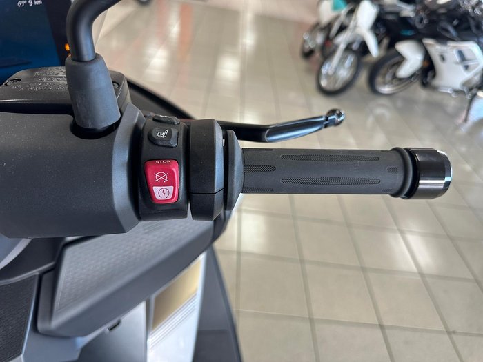 2025 BMW C 400 GT ion C 400 White