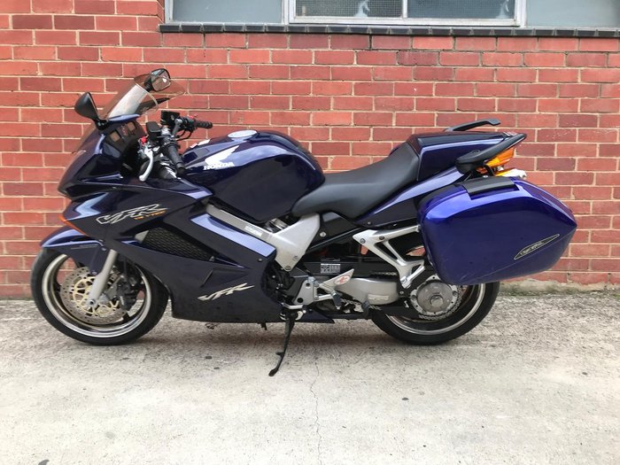 2003 Honda VFR800Fi