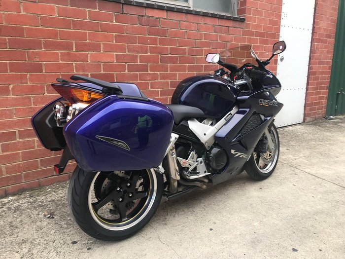 2003 Honda VFR800Fi
