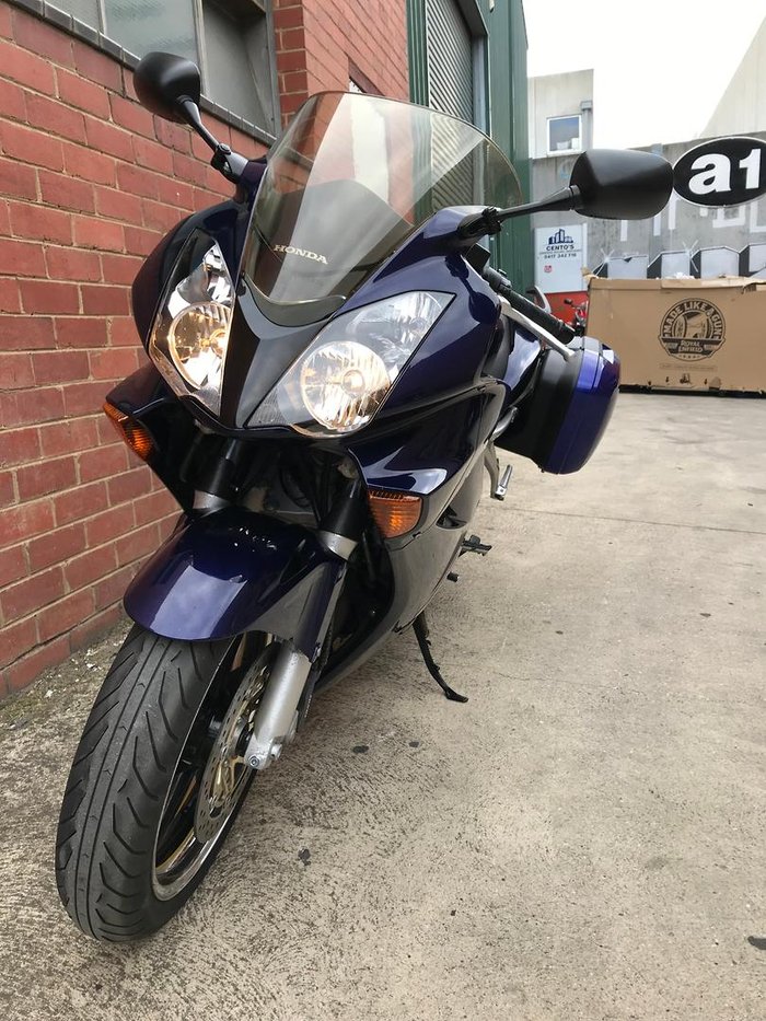 2003 Honda VFR800Fi