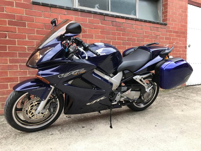 2003 Honda VFR800Fi