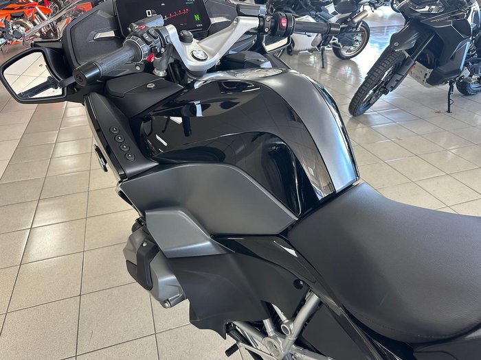 2024 BMW R 1250 RT Triple Black R 1250 Black