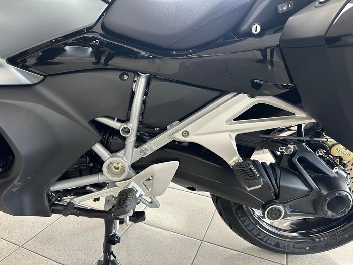 2024 BMW R 1250 RT Triple Black R 1250 Black