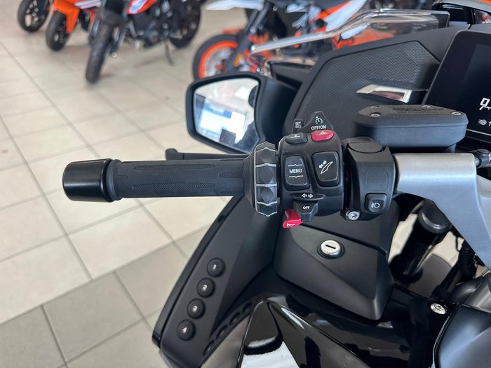 2024 BMW R 1250 RT Triple Black R 1250 Black