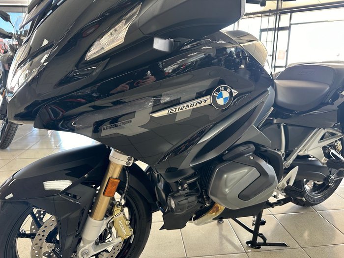 2024 BMW R 1250 RT Triple Black R 1250 Black