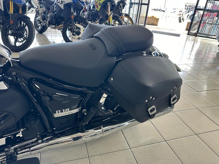 2024 BMW R 18 Classic R 18 Black