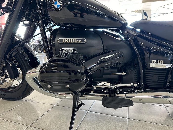 2023 BMW R 18 Classic R 18 Black