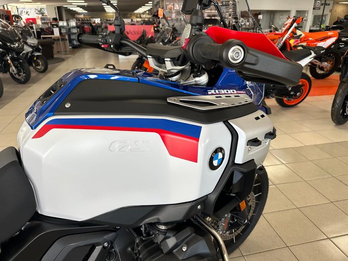 2025 BMW R 1300 GS Adventure Trophy R 1300 White