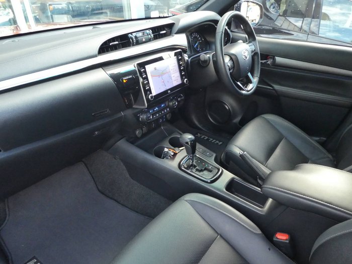 2022 Toyota Hilux 4x4 Hilux 4x4 Rogue 2.8L T Diesel Automatic Double Cab C222140 001