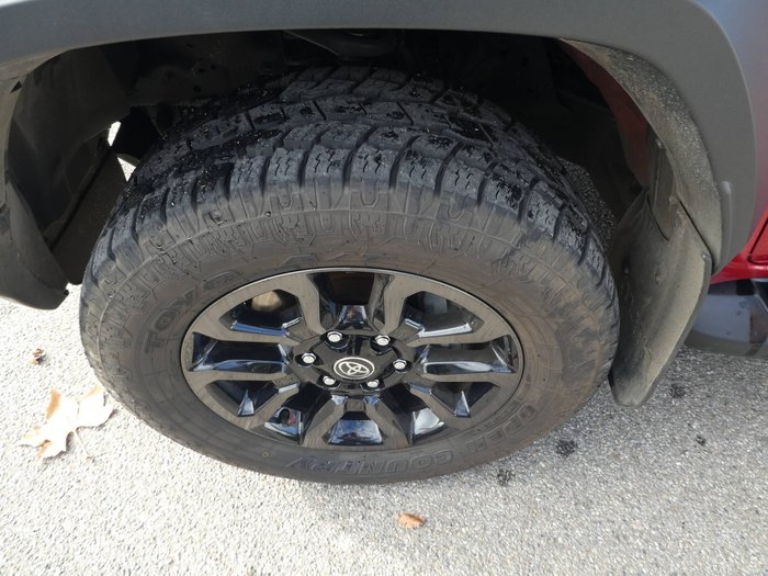 2022 Toyota Hilux 4x4 Hilux 4x4 Rogue 2.8L T Diesel Automatic Double Cab C222140 001