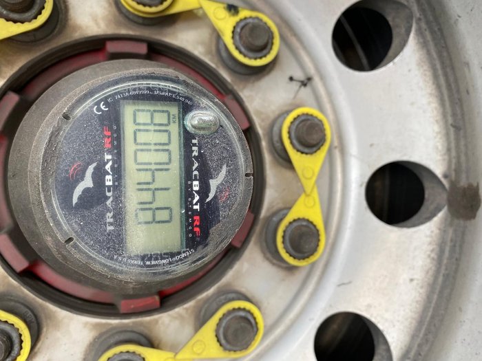 2006 Maxi Trans 24P Freezer Van White