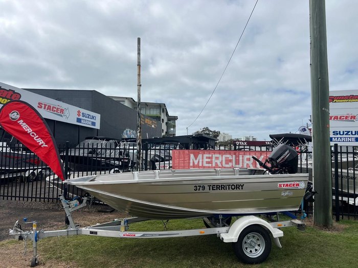 2025 Stacer 379 Territory Striker