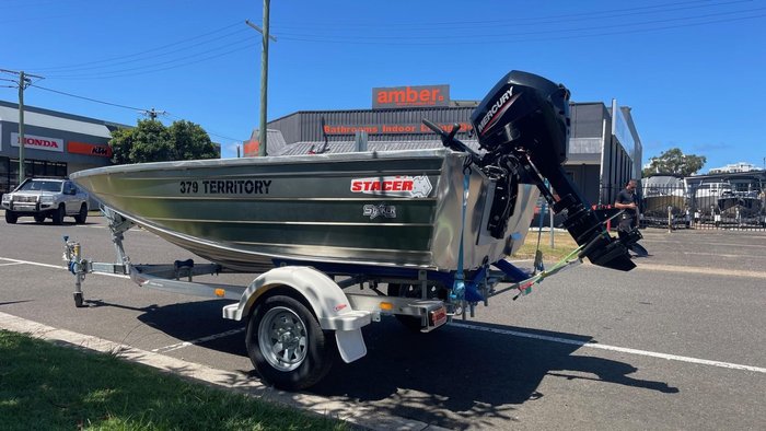 2025 Stacer 379 Territory Striker