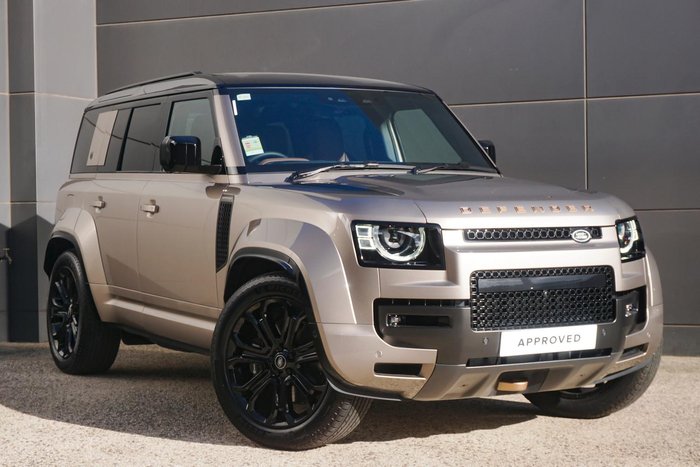 2024 Land Rover Defender 110 P635 OCTA